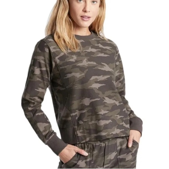 Athleta Tops - Athleta Farallon Camo Sweatshirt Olive Green Pullover